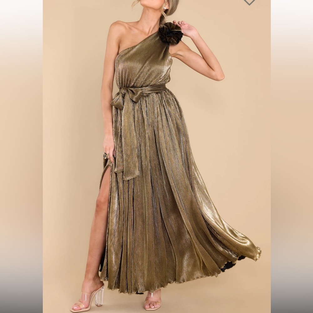 Crowning Moment Gold Maxi Dress Size Small